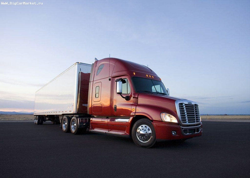 Freightliner cascadia вечер